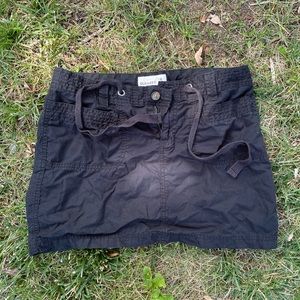 OLD NAVY BLACK MINI SKIRT